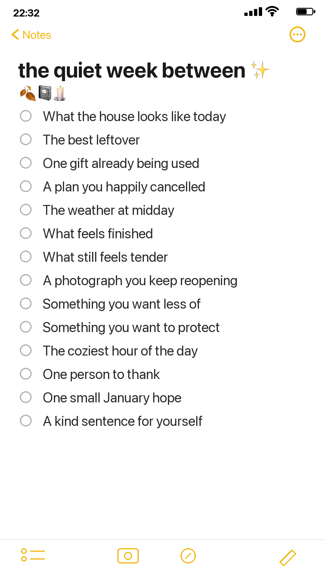 iPhone Notes list for 14 things to journal between christmas and new year